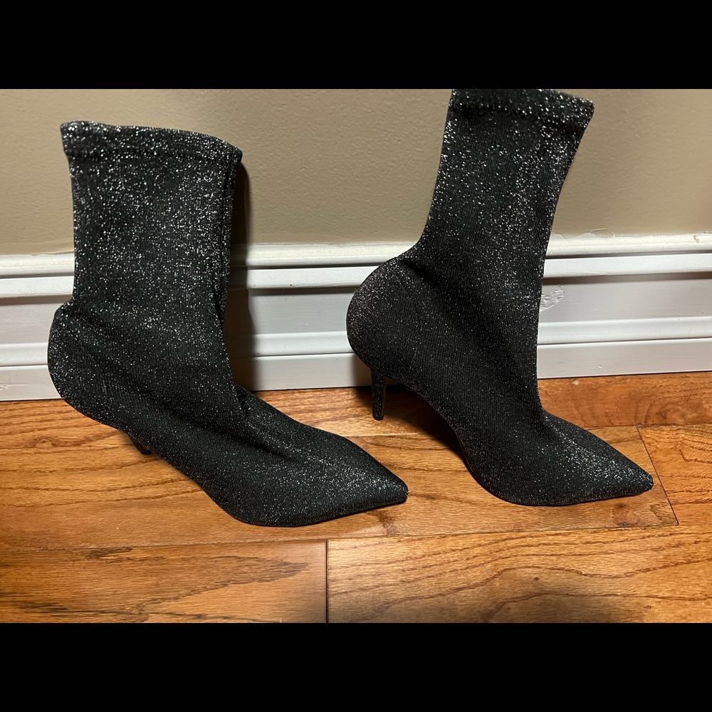 Tony Bianca booties